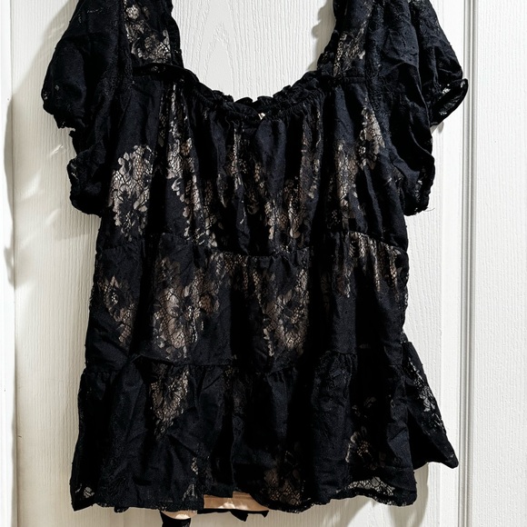Torrid Elegant Black Lace Blouse - Picture 2 of 5